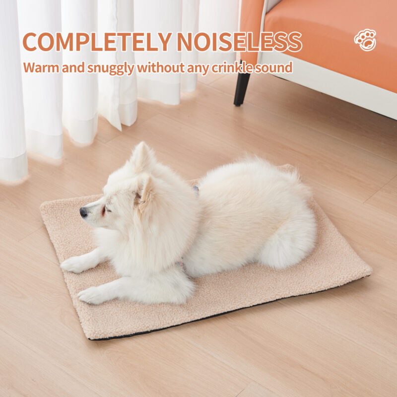 Self-Heating Cat & Dog Blanket - Image 3