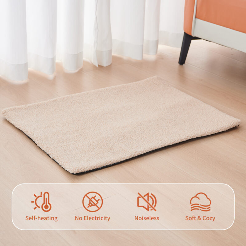 Self-Heating Cat & Dog Blanket - Image 10